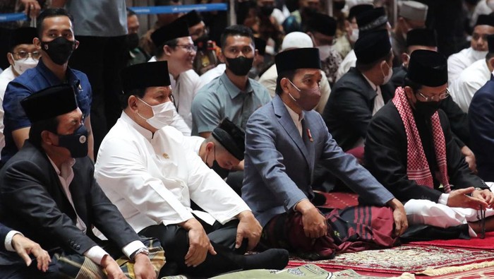 Prabowo temani Jokowi salat Idul Adha di Istiqlal Prabowo temani Jokowi salat Idul Adha di Istiqlal
