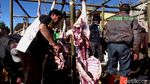 Aula Penuh Tumpukan Daging Kurban di Dusun Krajan Banjarnegara