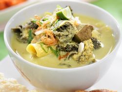 Resep Soto Babat dan Paru Kuah Kuning yang Gurih Berempah