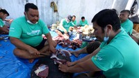 Menurut Direktur Utama PT Bank Syariah Indonesia Tbk Hery Gunardi, melihat secara langsung proses pemotongan secara simbolik 3691 ekor kurban yang diberikan pada masyarakat kaum dhuafa.