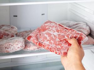 Hukum Menyimpan Daging Kurban Terlalu Lama