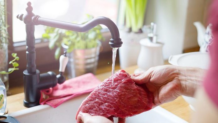 Ini 5 Cara Menyimpan Daging Kurban yang Benar, Jangan Sampai Salah!