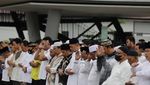 Potret Wagub Ijeck Salat Idul Adha di Pinggiran Danau Toba
