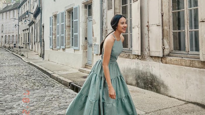 Anya Geraldine Anya Geraldine