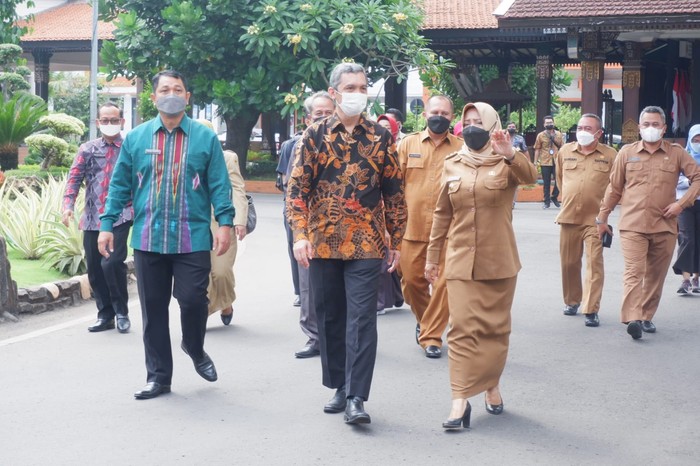 Bahas Satu Data Indonesia, Bupati Mojokerto Sambut Hangat Kunker Deputi MIS BPS RI