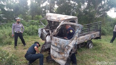 Wujud Mobil Terbakar yang Tewaskan 4 Suporter Timnas di Subang