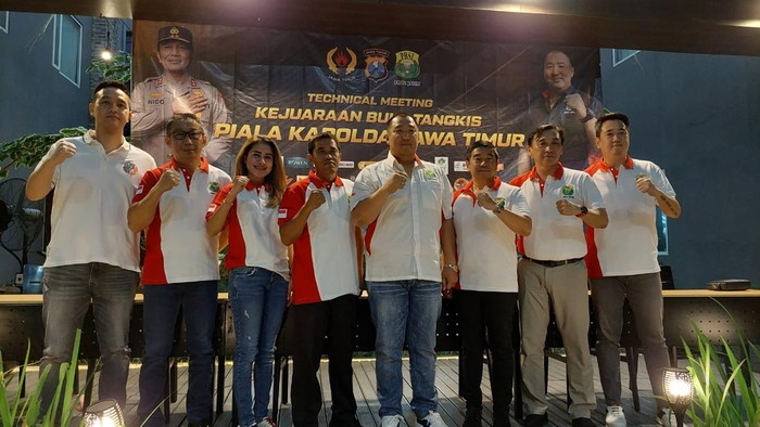 bulu tangkis piala kapolda jatim