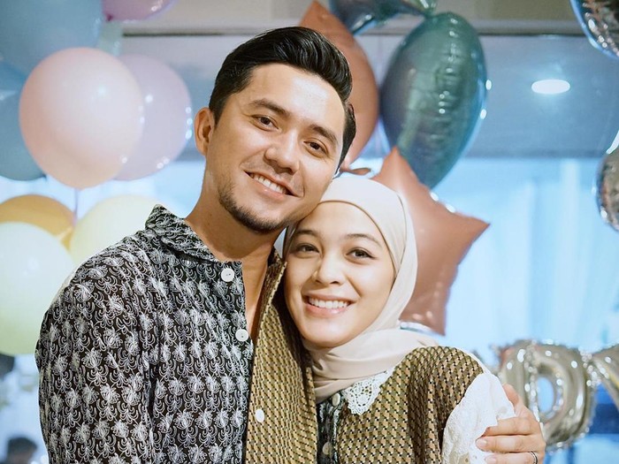 Dian Ayu Lestari dan Omesh