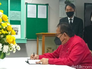 Isi Buku Duka Cita untuk Shinzo Abe, Baskami: Indonesia-Jepang Seperti Kakak Adik