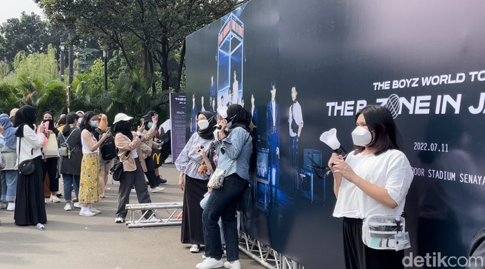 Konser THE BOYZ di Jakarta