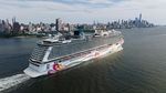 Megahnya Norwegian Joy, Kapal Pesiar Bak Hotel Super Mevvah