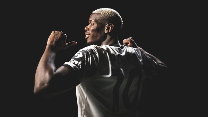 TURIN, ITALY - JULY 09: Paul Pogba poses at the Juventus training center on July 9, 2022 in Turin, Italy. (Photo by Daniele Badolato - Juventus FC/Juventus FC via Getty Images)