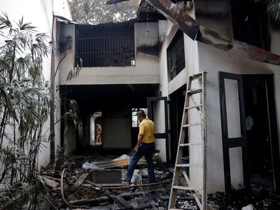 Beginilah Rumah PM Sri Lanka yang Diamuk Massa, Porak-poranda