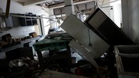 Sejumlah ruangan rumah pribadi PM Ranil Wickremesinghe hangus terbakar.