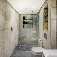 Setiap kamar tidur yang ada di rumah ini, memiliki kamar mandi dengan keunikan tersendiri. Foto: Dok. Strutt & Parker