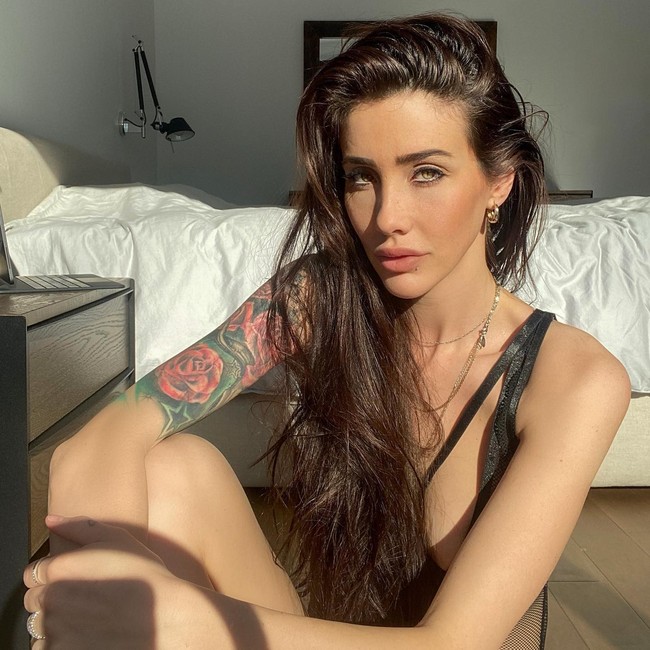 Setelah viral dan menjalani hukuman penjara selama 90 hari, hidup Stephanie berubah. Tak lagi harus mencuri, ia pun kebanjiran tawaran modeling.Foto: Instagram Stephanie Beaudoin