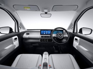 Bedah Interior Mobil Listrik Wuling Air ev: Muat 4 Orang, Banyak Fitur Canggih