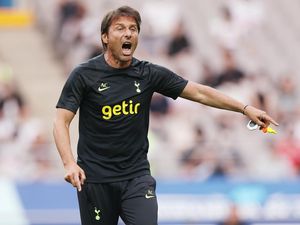 Conte Belum Mau Bicara Gelar Juara Bersama Tottenham
