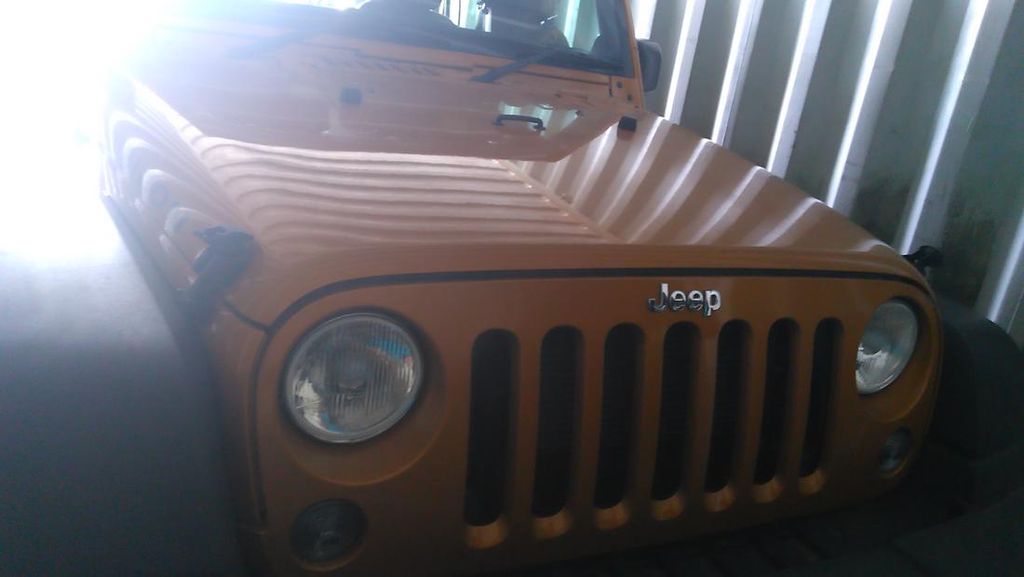 Potret Jeep Wrangler Rubicon yang Dilelang Rp 314 Jutaan, Bebas Penyok-Masih Utuh?