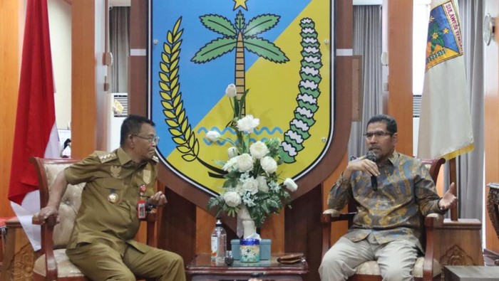Komisioner Komnas HAM Amiruddin bertemu Gubernur Sulteng Rusdy Mastura