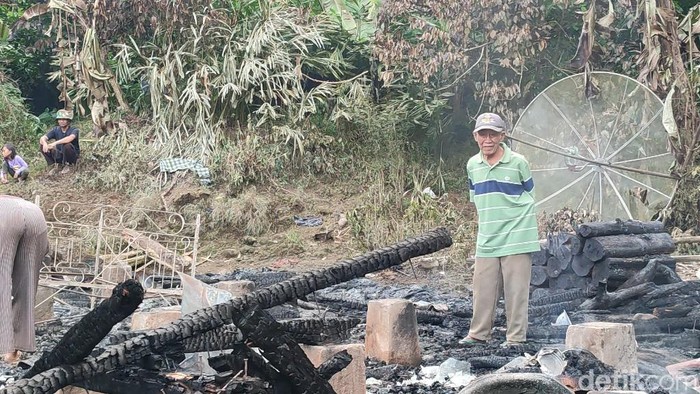 Kondisi Kampung Adat Kuta di Tambaksari Ciamis pascakebakaran
