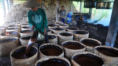 Mengintip Pembuatan Gula Merah Made In Kudus