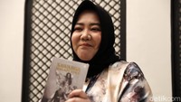Semasa hidupnya, Samex dikenal sebagai sosok yang baik hati dan suka menolong. Hal itu berubah 180 derajat ketika meninggal, penampakan Samex berubah menjadi lebih menakutkan.  Foto: Rengga Sancaya/ detikcom