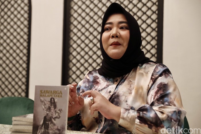 Penulis Buku Horor Risa Saraswati