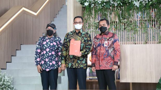 Perpustakaan Jakarta Cikini telah resmi beroperasi. Perpustakaan tersebut diresmikan oleh Gubernur DKI Jakarta, Anies Baswedan pada Kamis (7/7/2022) lalu.