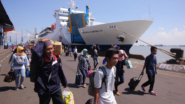 Persyaratan Naik Kapal Laut 2022, Cek Syarat Terbaru di Sini