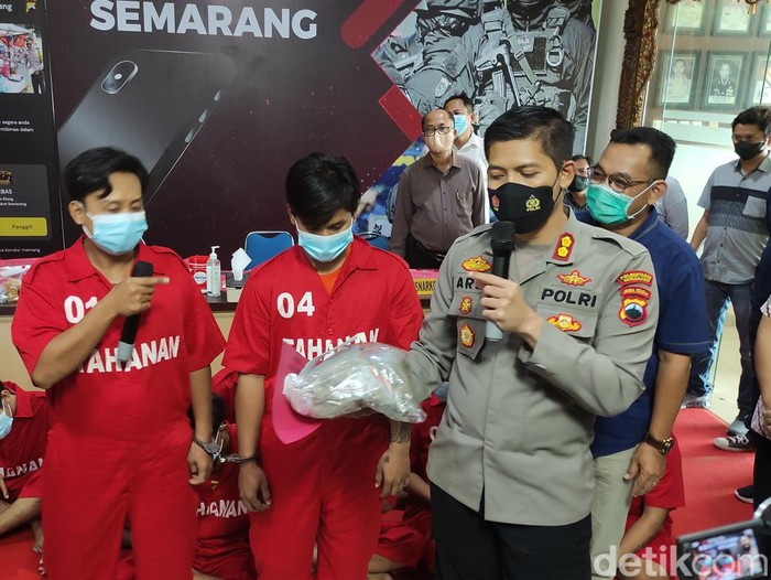 Polrestabes Semarang jumpa pers kasus narkoba, Selasa (12/7/2022).