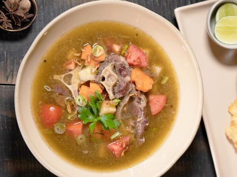 Resep Sop Buntut Sapi Bening