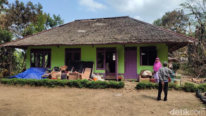 Rumah Kampung Kuta Ciamis yang Lolos Kebakaran