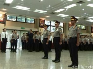 Pangkat Polisi dari Bharada-Jenderal dan Gajinya, Sentuh 2 Digit?