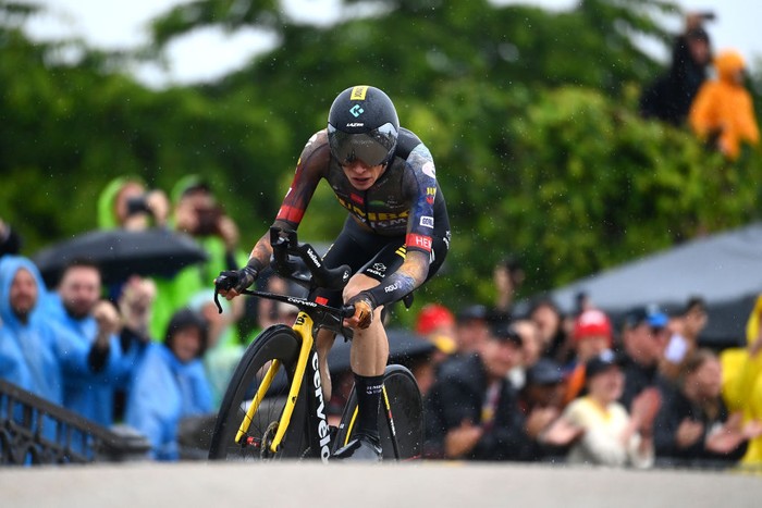 PLANCHE DES BELLES FILLES, FRANCE - JULY 08: Geraint Thomas of The United Kingdom and Team INEOS Grenadiers competes during the 109th Tour de France 2022, Stage 7 a 176,3km stage from Tomblaine to La Super Planche des Belles Filles 1141m / #TDF2022 / #WorldTour / on July 08, 2022 in Planche des Belles Filles, France. (Photo by Alex Broadway/Getty Images)