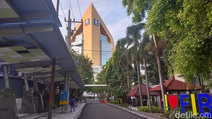 Universitas Airlangga Unair