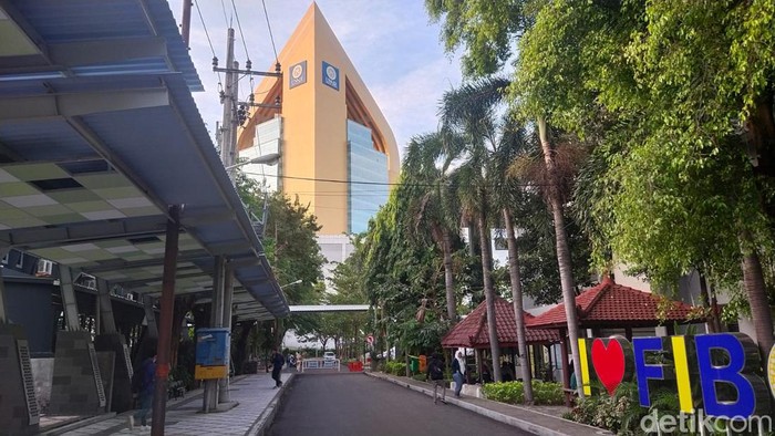 Universitas Airlangga Unair