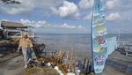 Bahaya, Bangunan Ini Terancam Amblas Gegara Abrasi Pantai di NTB