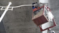 Perbaikan meliputi perbaikan jaringan, penggantian lampu yang mati, ataupengecekan kondisi PJU.