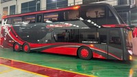 Bus ini menggunakan bodi Adiputro, yang dikombinasi sasis premium Eropa produksi Scania. Bus ini memiliki interior yang sangat mewah untuk ukuran bus AKAP. Foto: Yohan Setiawan/Adiputro