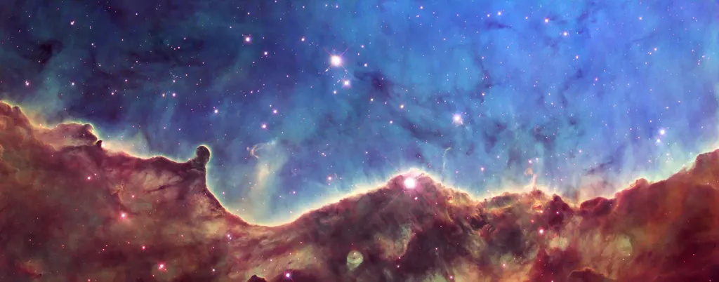 Carina Nebula hasil Hubble