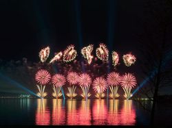 Deretan Foto-foto Refleksi yang Bikin Pangling