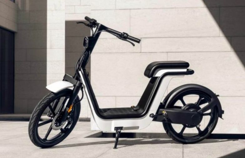 Honda kenalkan Cub listrik/MS01 untuk pasar China.