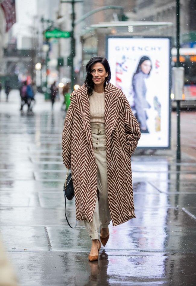 Wanita 45 tahun ini pernah menikah dengan mantan anggota kongres Anthony Weiner pada 2010. Namun pernikahan mereka hanya bertahan tujuh tahun. Keduanya bercerai pada 2017 setelah dianugerahi seorang anak. Foto: Getty Images