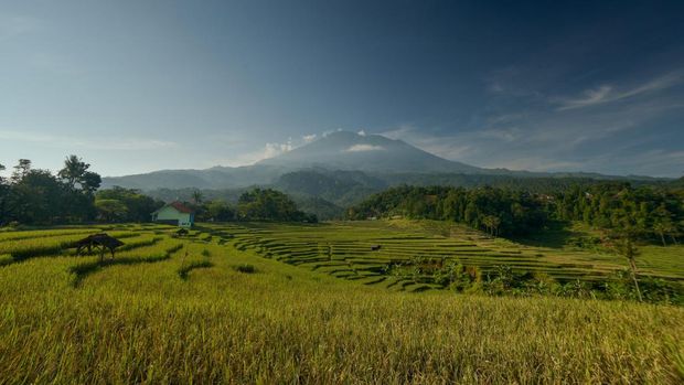 25 Tempat Wisata di Jawa Barat Paling Terbaik