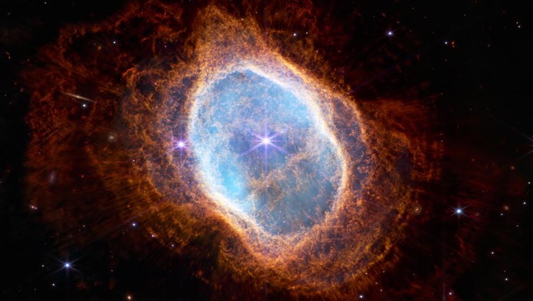 Memukau! Lihat Foto Galaksi yang Dipotret Teleskop Termahal NASA NASA memamerkan foto yang dijepret Teleskop Luar Angkasa James Webb. Penasaran seperti apa hasil foto teleskop termahal dan tercanggih NASA itu? Ini fotonya.