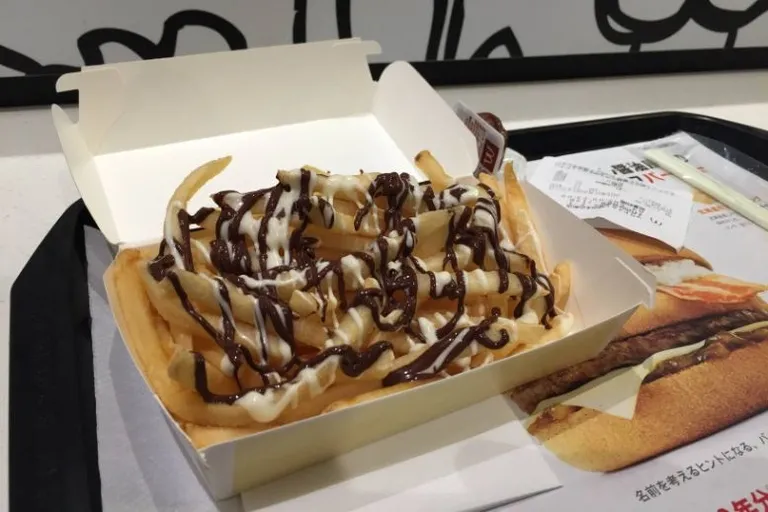 7 Menu McDonald's Paling Aneh yang Pernah Disajikan di Dunia