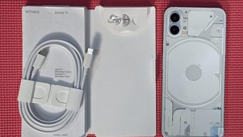 Seperti Apple, Nothing tidak memberikan charger dalam paket pembeliannya. Foto: Fonearena