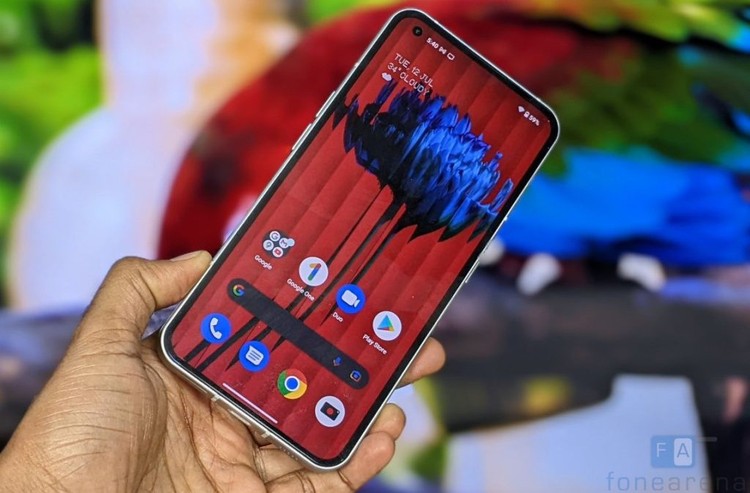 Nothing Phone (1)