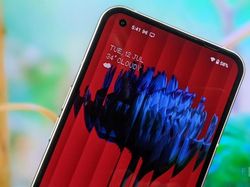 Wujud Nothing Phone (1), Mirip iPhone Tapi Tampilannya Lebih Unik